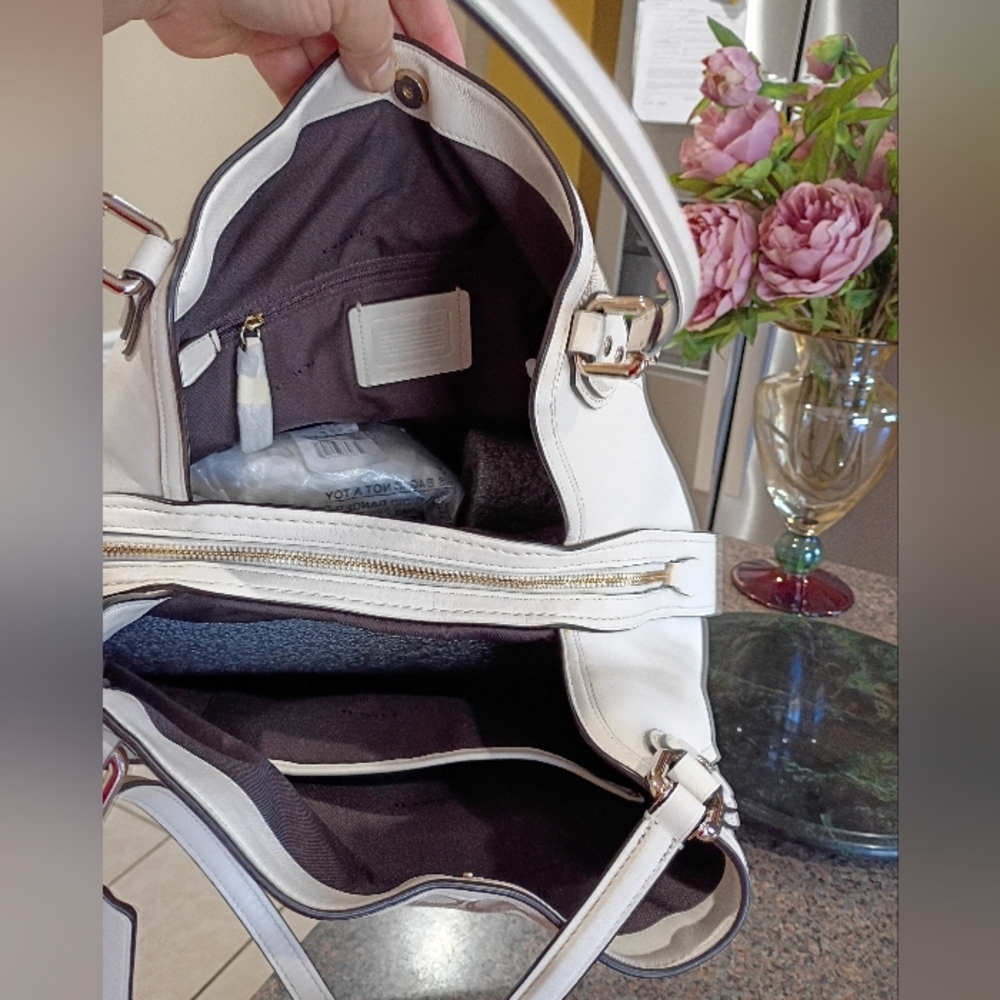 Coach Edie 31 Shoulder Bag Light Knaki Jaquard  And Chalk Leather - Picture 5 of 17